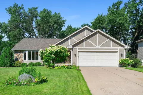 7312 Glouchester Dr, Edina, MN 55435