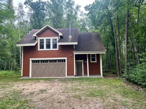 5020 Woodland Dr NW, Hackensack, MN 56452