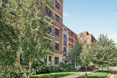 370 Marshall Ave #306, Saint Paul, MN 55102
