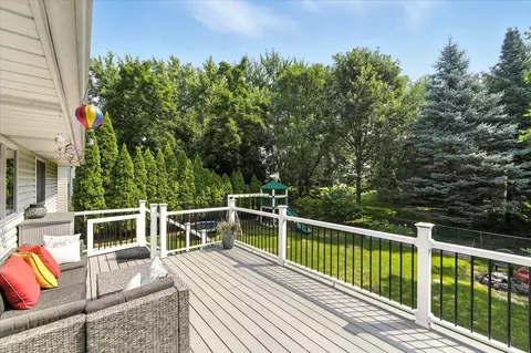 3922 Westbury Trl, Eagan, MN 55123 photo 12