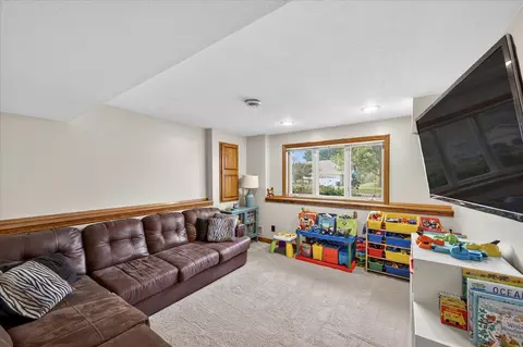 3922 Westbury Trl, Eagan, MN 55123 photo 35