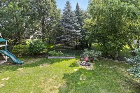 3922 Westbury Trl, Eagan, MN 55123 photo 13