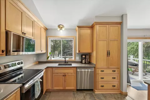 3922 Westbury Trl, Eagan, MN 55123 photo 27