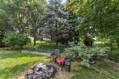 3922 Westbury Trl, Eagan, MN 55123 photo 10