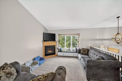 3922 Westbury Trl, Eagan, MN 55123 photo 18