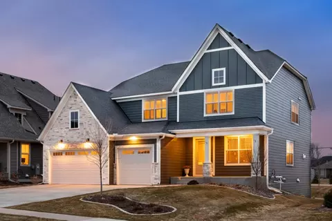 4685 Garland Ln N, Plymouth, MN 55446