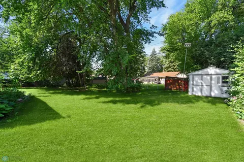 Exterior - 1338 8th St N, Fargo, ND 58102 photo 8 of 10