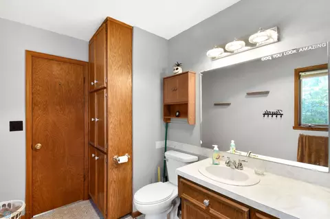 Bath - 1338 8th St N, Fargo, ND 58102 photo 1 of 2