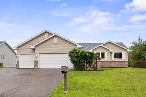 165 Pheasant Ridge Dr, Montrose, MN 55363