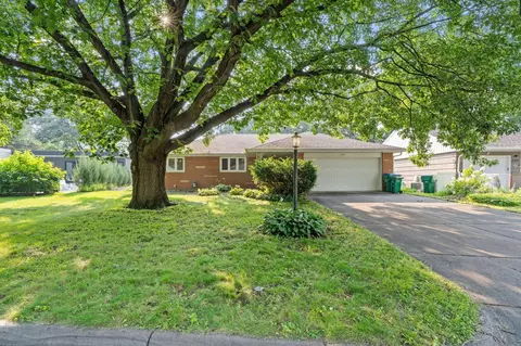 3337 Decatur Ln, Saint Louis Park, MN 55426