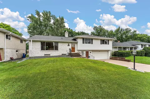 354 Edith Dr, West Saint Paul, MN 55118