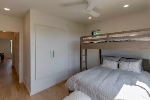 Bedroom - 22277 E Lake Hubert Dr, Brainerd, MN 56401 photo 5 of 7