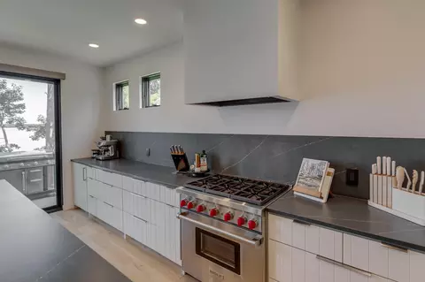 Kitchen - 22277 E Lake Hubert Dr, Brainerd, MN 56401 photo 3 of 5