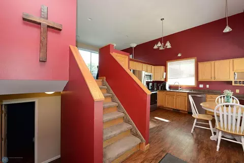 5149 7th Ln S, Fargo, ND 58103 photo 4