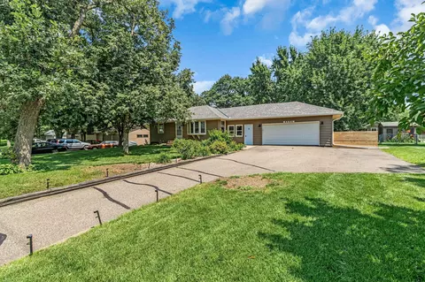 9951 Cottonwood St NW, Coon Rapids, MN 55448