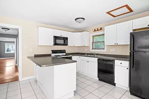608 E 10th St, Duluth, MN 55805 photo 3