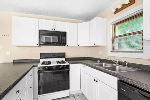 608 E 10th St, Duluth, MN 55805 photo 5