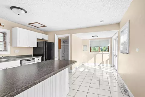 608 E 10th St, Duluth, MN 55805 photo 6