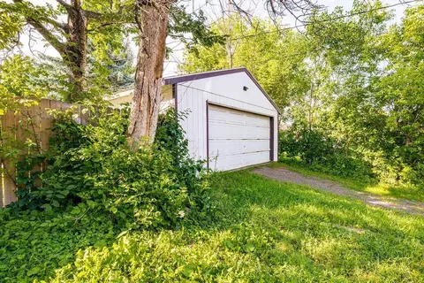 608 E 10th St, Duluth, MN 55805 photo 18