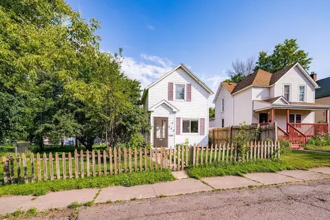 608 E 10th St, Duluth, MN 55805 photo 24