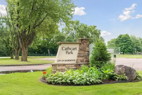 View/Area - 5655 Marsh Pointe Dr, Shorewood, MN 55331 photo 3 of 4