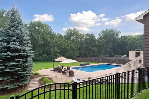Exterior - 5655 Marsh Pointe Dr, Shorewood, MN 55331 photo 6 of 18