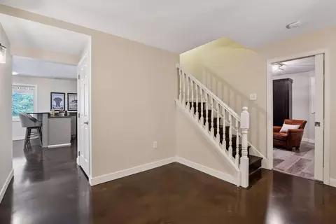 Entry Way - 5655 Marsh Pointe Dr, Shorewood, MN 55331 photo 6 of 7