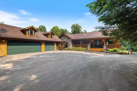 29534 Bayview Dr, Bovey, MN 55709