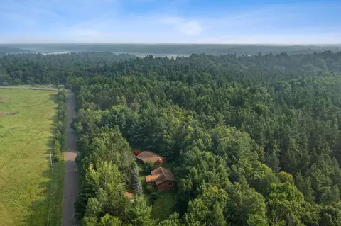 7288 Burnikel Rd, Siren, WI 54872