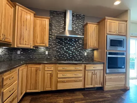 307 4th St, Westbrook, MN 56183 photo 5
