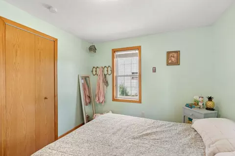 Bedroom - 500 Cartway Rd, Champlin, MN 55316 photo 2 of 5