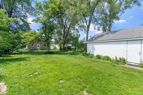 Exterior - 500 Cartway Rd, Champlin, MN 55316 photo 2 of 4