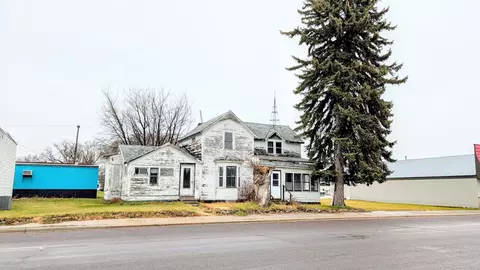 1003 Central Ave, Walhalla, ND 58282