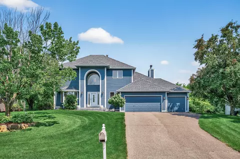 870 Jennings Cove Rd, Minnetrista, MN 55364