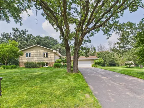 5221 156th Ln NW, Ramsey, MN 55303