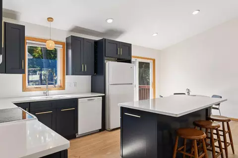 Kitchen - 4909 Hanover Rd, Mound, MN 55364 photo 5 of 8