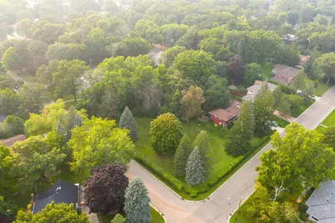 tbd Brenner Ave, Roseville, MN 55113
