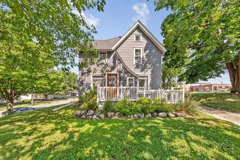 703 S Oak Ave, Owatonna, MN 55060