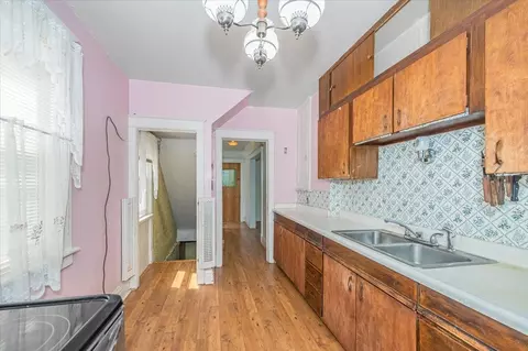 Kitchen - 830 N 9th Ave E, Duluth, MN 55805 photo 2 of 2