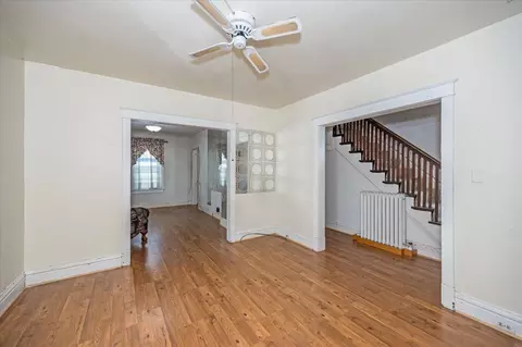 Living - 830 N 9th Ave E, Duluth, MN 55805 photo 3 of 3