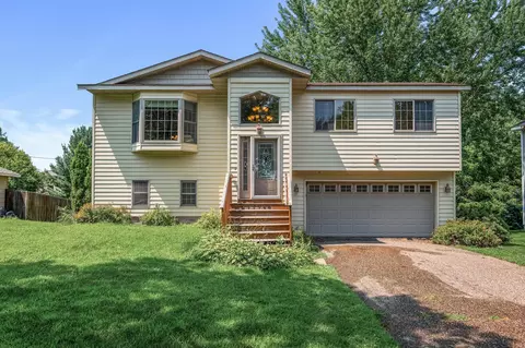 11748 4th St NE, Blaine, MN 55434