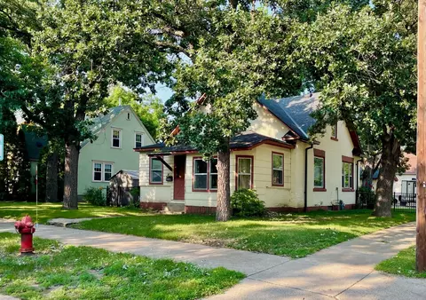 402 3rd Ave NE, Saint Cloud, MN 56304