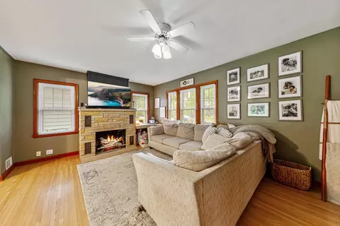 607 3rd St S, Waterville, MN 56096 photo 12