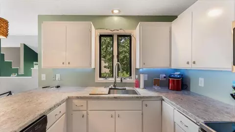 7001 Rolling View Dr, Saint Cloud, MN 56303 photo 5