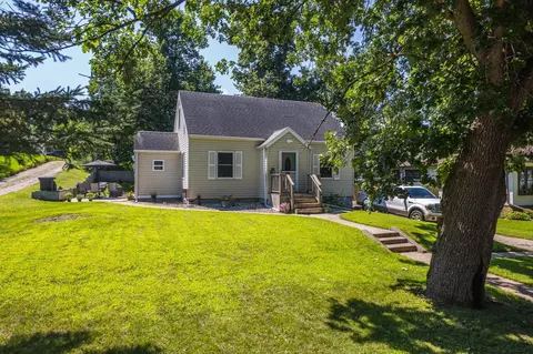 306 3rd Ave SE, Pelican Rapids, MN 56572