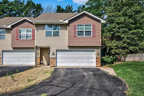 2054 Shryer Ct E, North Saint Paul, MN 55109