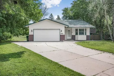 6522 Kilmer Ln N, Maple Grove, MN 55369