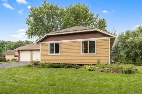 13631 Elkwood Dr, Apple Valley, MN 55124