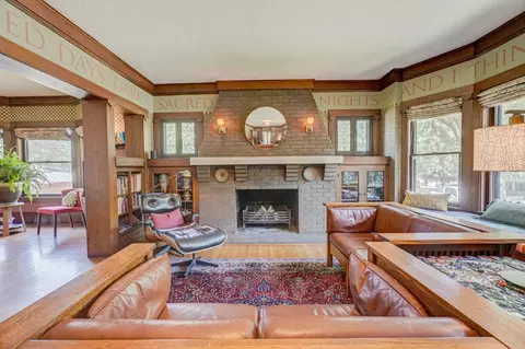 1104 4th St S, Stillwater, MN 55082