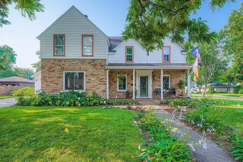 735 6th St W, Hastings, MN 55033